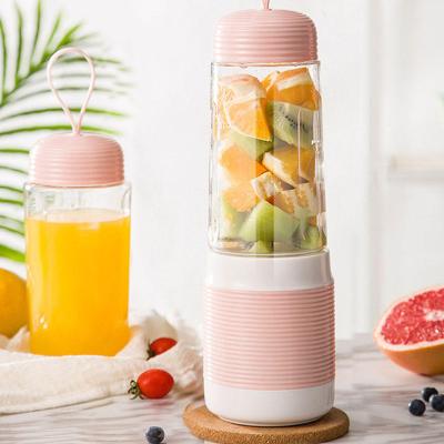 China Car In Running Hot Selling Portable Multifunctional USB Fruit Juicer Blender With Stainless Steel Blade for sale