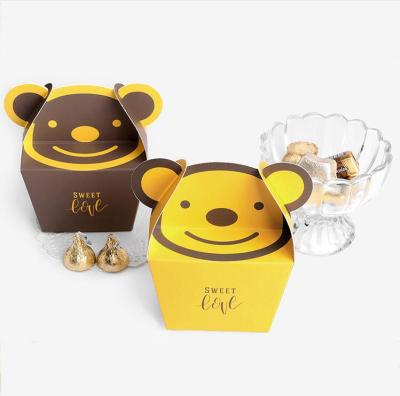 China Disposable Bear Square Cartoon Cookie Packing Box Valentine's Day Chocolate Folding Gift Box for sale