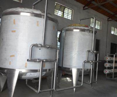 China Los tanques de agua puros industriales del acero inoxidable del equipo del tratamiento de aguas de la comida para la planta de la bebida en venta