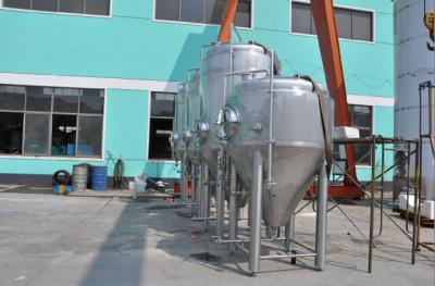 China Insulated Beer Fermenter Fermentation Tank Beer Brewery Production Line for sale