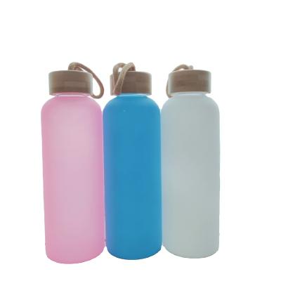 China Sustainable USA warehouse Wholesale Design Wide Mouth Drinking Juice Frosted mixed color Sublimation Glass Water Bottle With Bamboo Lid for sale