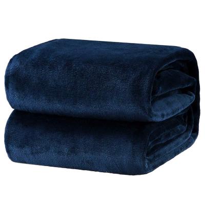 China Anti-pilling Flannel 100% Polyester Best Selling Coral Blanket Cozy Fleece Blankets for Winter for sale