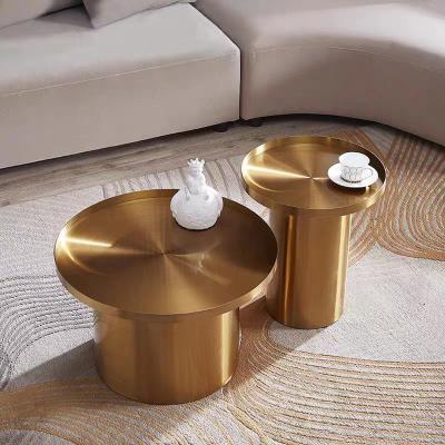 China Mesa de café estilo nórdico, mesa de cama minimalista de aço inoxidável. à venda