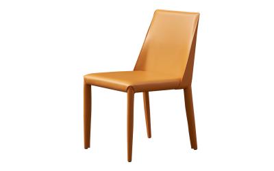 China Modern Design Pierna de acero estilo italiano sillas de comedor, asiento cómodo silla de cuero en venta