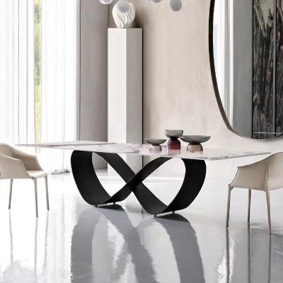 China Muebles de comedor de lujo Mesa larga de comedor para una gran familia en venta