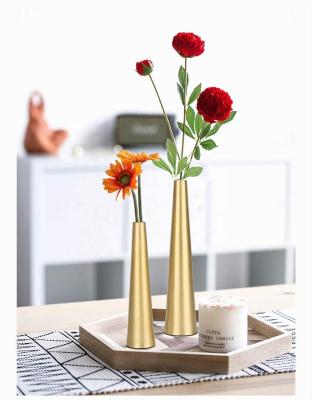 China Small Rustic Metal Vase Gold Flower Vase Set 2 Candle Vase for Wedding Table Centerpiece Decorations for sale