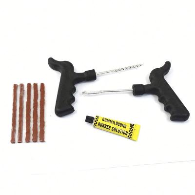 China Repair H0T046 Tubeless Tire Puncture Car Tire Repair Kit / Tire Repair Tool Kit Hole And Wound for sale