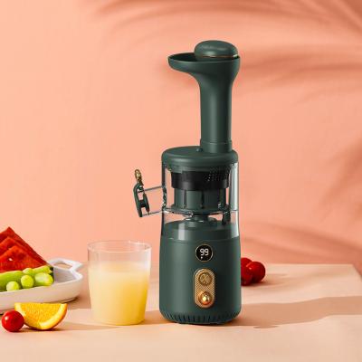 China Car Fast Delivery Portable Mini Portable Orange Juicer Small Fruits Juice Extractor for sale