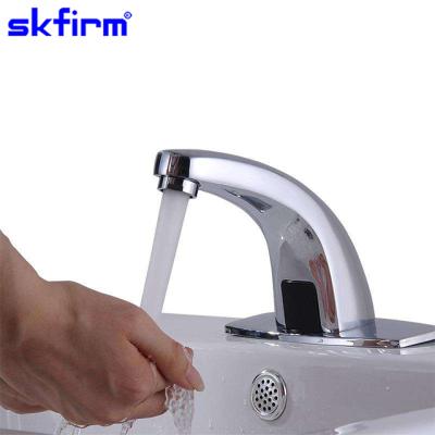 China Metered Infrared Automatic Faucets Faucet Sensor Touchless Bathroom Faucet for Hospital, School and Sanitary Ware Pull Down Mixer Basin Faucets Brass for sale