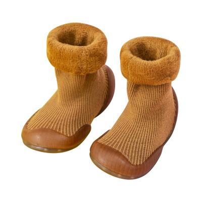 China New Arrival Solid Color Design Anti-slippery Warm Shoes Winter Soft Unique Baby Shoes for sale