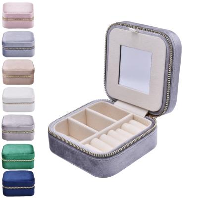 China Portable Organizer Mirror Storage Box Velvet Makeup Jewelry Storage Travel Case with Bracelet Portable Jewelry Box for sale