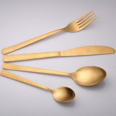 China Viable Home Kitchen Knife Fork Spoon Silverware Flatware Set Stainless Steel Gold Hammered Cutlery Set for sale