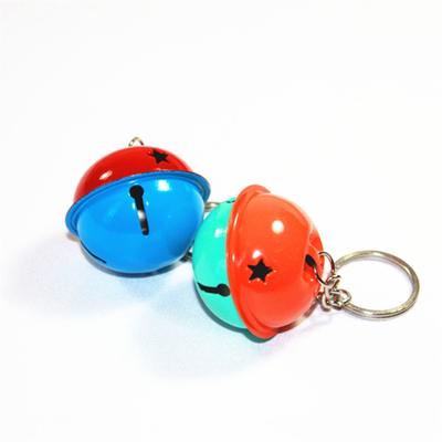 China Custom Multicolor Cute Metal Jingle Bell Keychain New Fashion Kettlebell Key Chain for sale