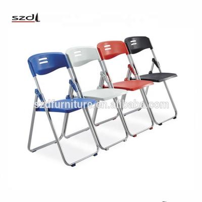 China Cheap portable outdoor metal plastic locking folding chair foldable for sale