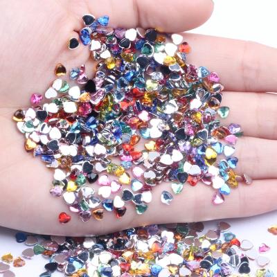 China Hot Sale Flatback Heart Shape 4mm 10000pcs Acrylic Rhinestones Back Flat Facets For Nails Art Glue On DIY Jewelry Making Acrylic Gem for sale