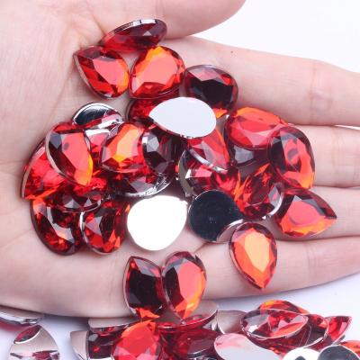 China Hot Selling 200pcs 18x25mm Flatback Flat Facets Tear Shape Crystals Rhinestone Flatback Acrylic Loose Glue On Bridal Applique Acrylic Gem for sale