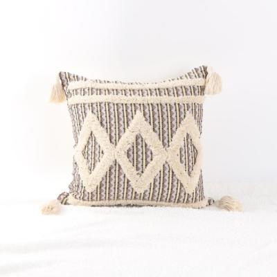 China Handmade Modern Linen Cotton Turkish Pillow Covers With Fringe , Nordic Geometric Crochet Cushion Covers With Zipper for sale