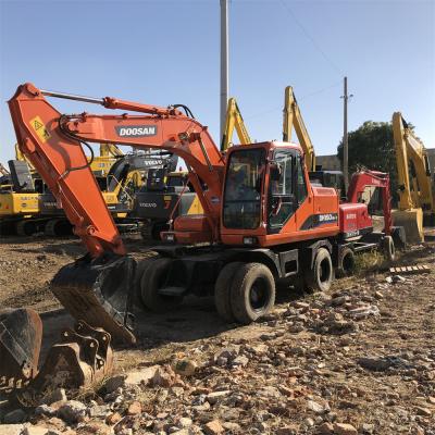 China Máquinas usadas Excavadora de rodas hidráulicas Doosan Dh150W-7 à venda