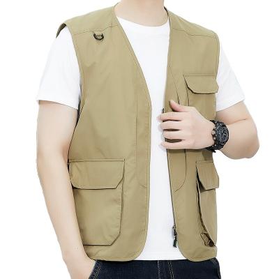 China Anti-wrinkle High Quality Fishing Hiking Tactical Outdoor Multi Pocket Men's Utility Waistcoat Vest for sale