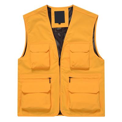 China Anti-wrinkle Customized Printing Logo Photography Vest Waistcoat For Fishing Reflective Work Wear Multi Pockets Vest for sale