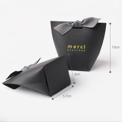 China Recyclable Luxury Gold Foil Logo Stamp Carry Bag Box Wedding Candy Shopping Bag With Handles Chocolate Paper Box With Silk Ribbon for sale