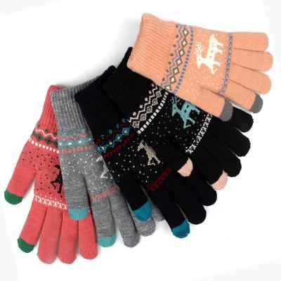 China Jacquard Deer Design Gloves Free Samples Winter Gloves Jacquard Weave Touch Screen Gloves for sale