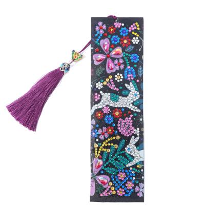 China Special Shaped Chinese Traditional Embroidery Craft Tassel Bookmark 5D DIY Diamond Painting Leather Bookmark Diamond For Books Gifts for sale