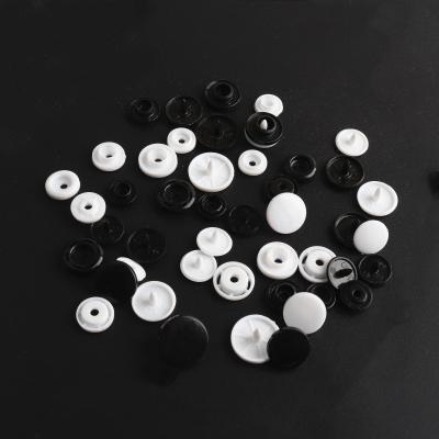 China T3 T5 T8 Sustainable Hot Selling Plastic Button POM Press Snap Button For Clothing for sale