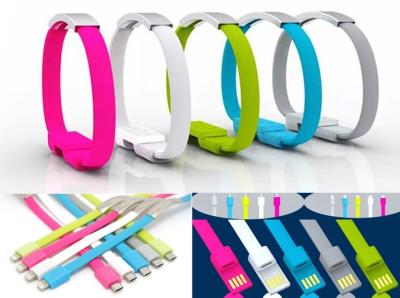 Chine Câble de remplissage de synchronisation de données de bracelet, USB au micro à vendre