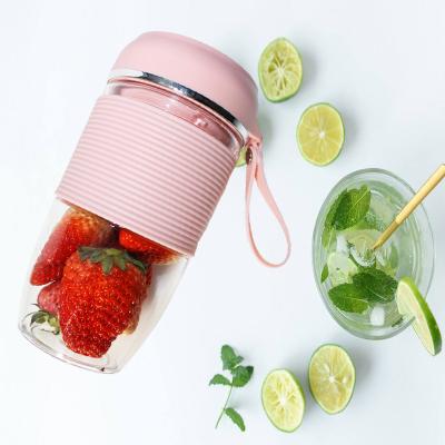 China Car USB Rechargeable Mini Fruit Mixer Portable Blender for sale