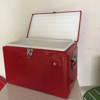 China Cooler Box of Sustainable Red High End Beer Campong for sale