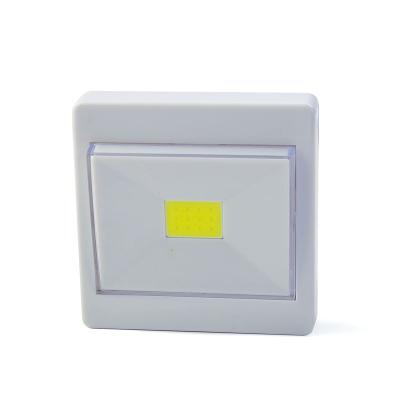 China Magnet 120lm AAA White Battery Power COB Switch Light House for sale