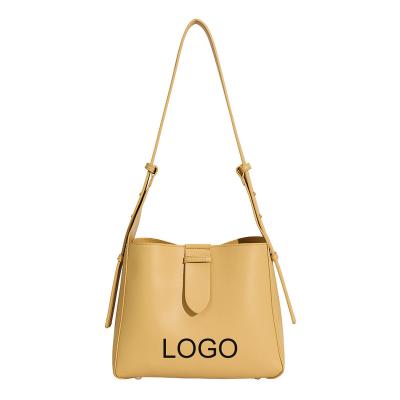 China Dating 2022 Hot Selling Fashion Large Capacity Ladies Shoulder Bags PU Leather Women Messenger Bags Bucket Tote for sale