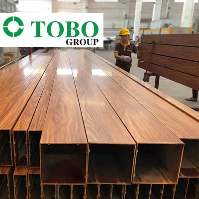 China Aksu Wooden Grain Aluminum Profile Alloy Construction Rectangular Tubes / Aluminum Square Pipes 6063 6061 6082 New mater zu verkaufen