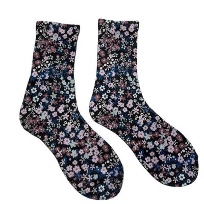 China Hot Selling Popular Women's Polyester Casual Socks Cotton Ladies Colorful Breathable Socks for sale