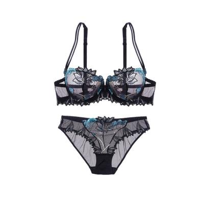 China Breathable French Women Sexy Flower Underwire Push Up Lace Bra Panty Set for sale