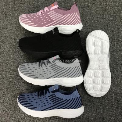 China Fashion\comfortable\durable\breathable\lit 2020 wholesale hot sale flyknit ladies running casual shoes for daily wear or sport wear for sale