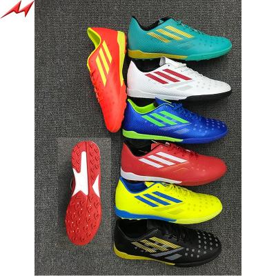 China Original EVA High Quality Soccer Shoes And Stain Shoes For Men for sale