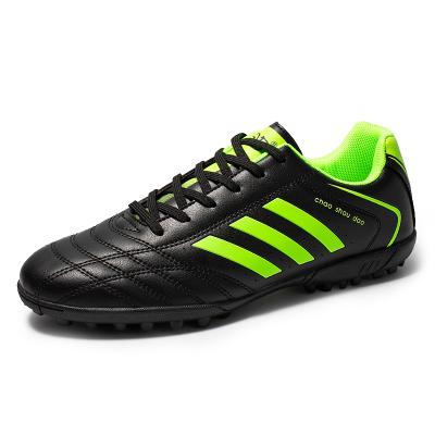 China Durable Soccer Shoes Boots Original Outdoor Men Adults Kids Soccer Athletic Shoes for sale