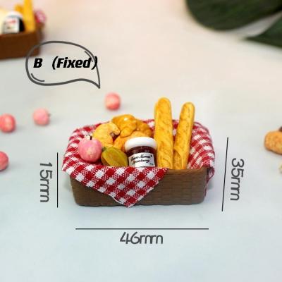 China Mini Toy Mini 1:12 Dollhouse Dollhouse Furniture Model Food Model Play Basket Box with Breadfruit Juice for sale