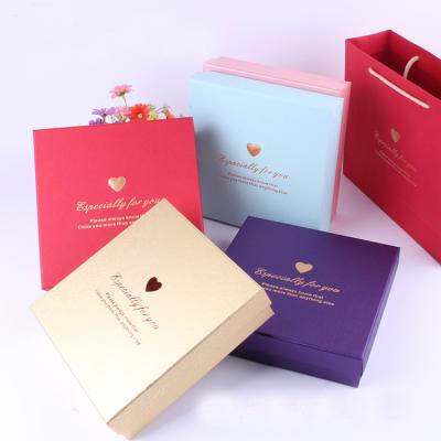 China Recyclable Luxury Chocolate Box Large Gift Paper Box Sweet Cake Box for sale