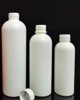 China Wholesale 200ml 300ml 500ml PE Cosmetic Bottle With 28/140 Bottle Neck for sale