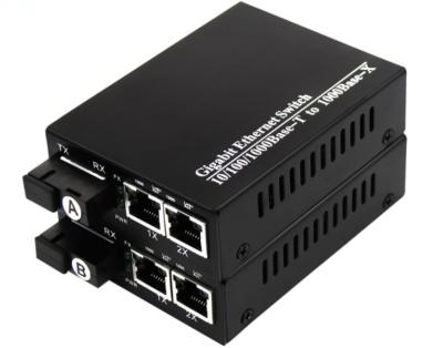 中国 UTPのコネクターAC220V繊維の光学コンバーター10/100/1000M 2.5W 販売のため