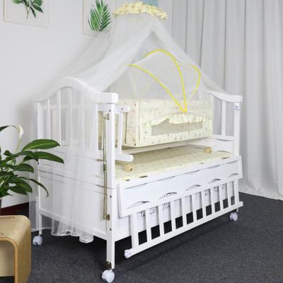 China Foldable wooden crib/baby+cribs furniture cunas Para bebe with bedding set for sale