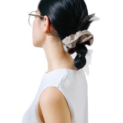 China Wholesale Fashion Luxury 3 Sizes Pure Silk 100% Scrunchies For Girl Hair Ties for sale