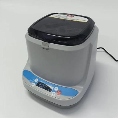 China Máquina de Centrifugadora de Sangue de 96 Poços para PCR Microplate 3000 rpm à venda