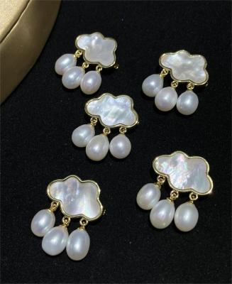 China Trendy Drop Brooch Set Real Freshwater Pearl Pin Coat Clothes Accessories Gift Prevent Exposure Fine Jewelry Brooches for sale