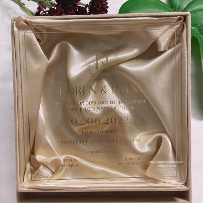 China Luxury Gift Box Wedding Invitation Card Elegant Clear Acrylic Velvet Europe With Custom Logo Silk Foiling Decoration Gold for sale