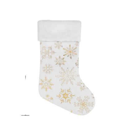 China 2022 Hot Sale Christmas Tree Socks PHB 60163 New Arrival Breathable White Gold Color Snowflake Pattern for sale