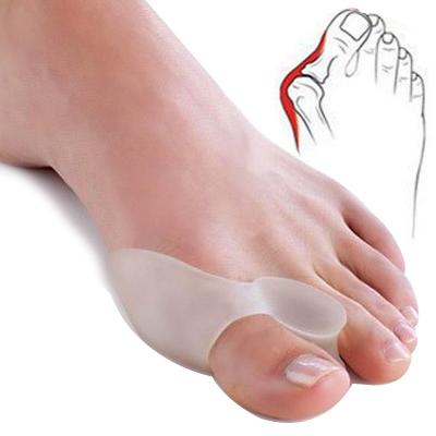 China Orthopedic Support Device Bunion Toe Separator Retractor Care Tool Silicone Toe Separator Correction Toe Silicone for sale